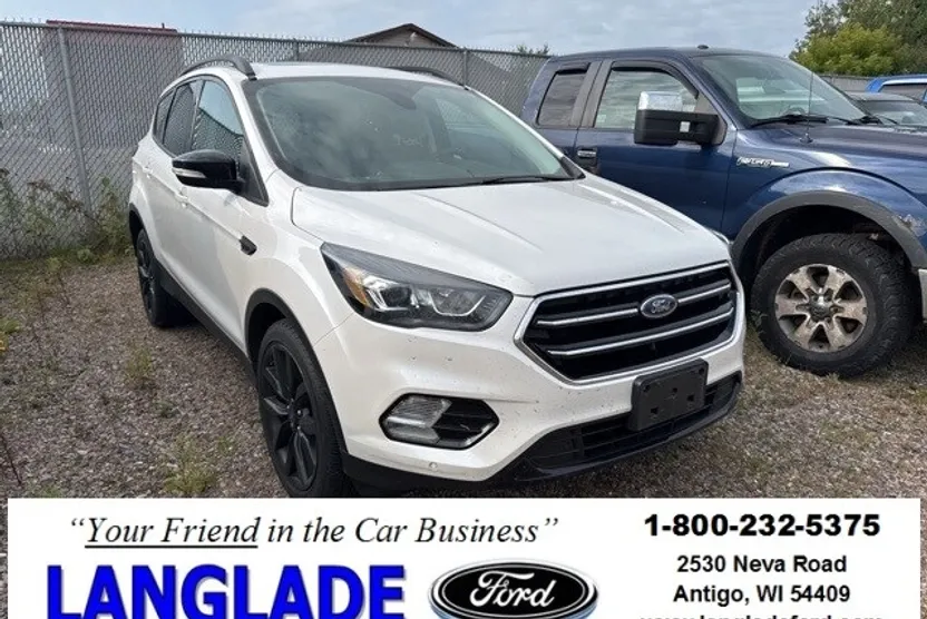 2019 Ford Escape Titanium photo 1