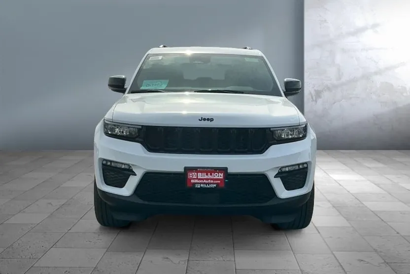 2025 Jeep Grand Cherokee Limited photo 1