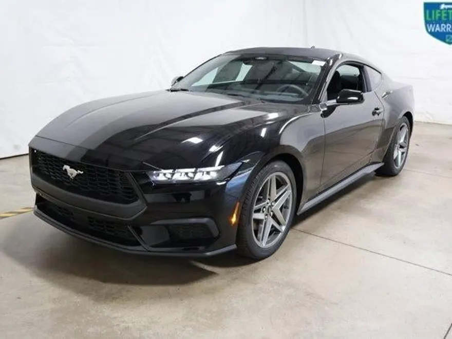 2025 Ford Mustang EcoBoost photo 1