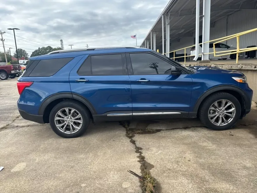 2021 Ford Explorer Limited photo 1