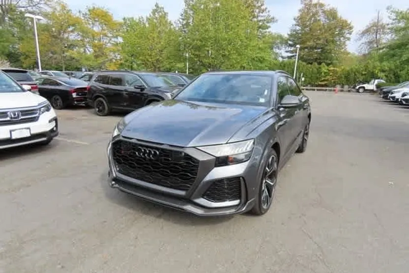 2021 Audi RS Q8 photo 1