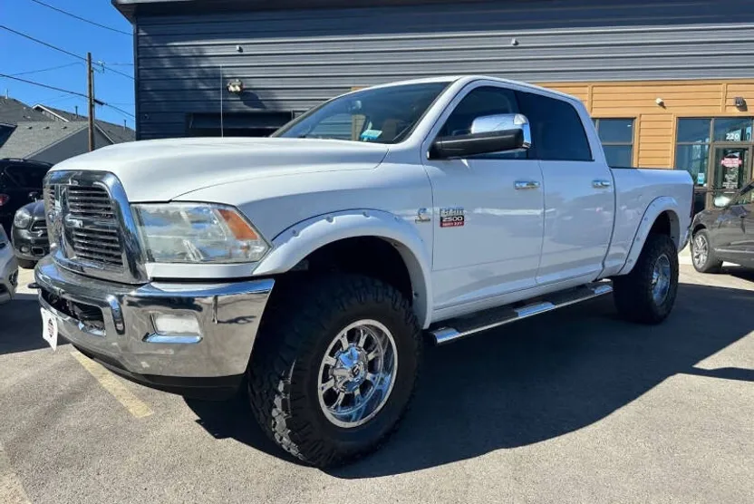 2012 Ram 2500 Laramie photo 1