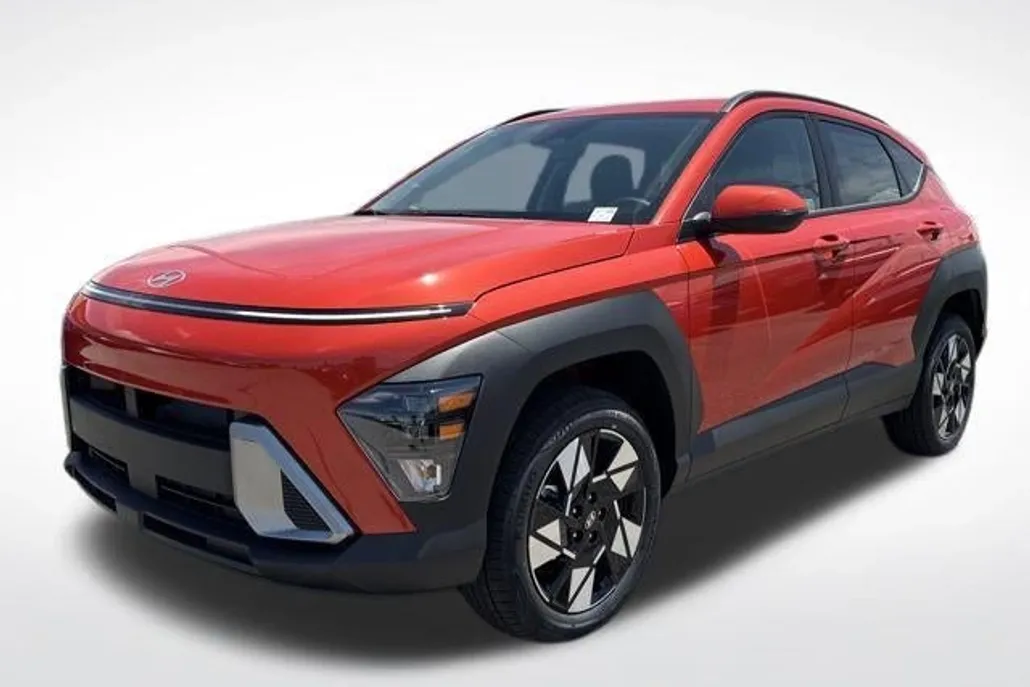 2025 Hyundai Kona SEL photo 1
