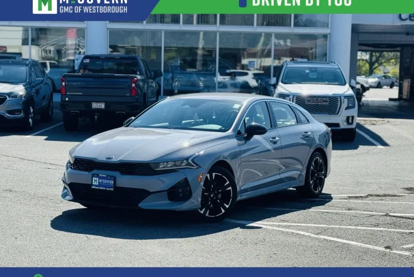2021 Kia K5 GT-Line photo 1