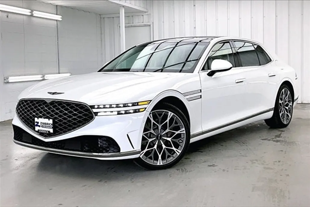 2025 Genesis G90 3.5T E-Supercharger photo 1