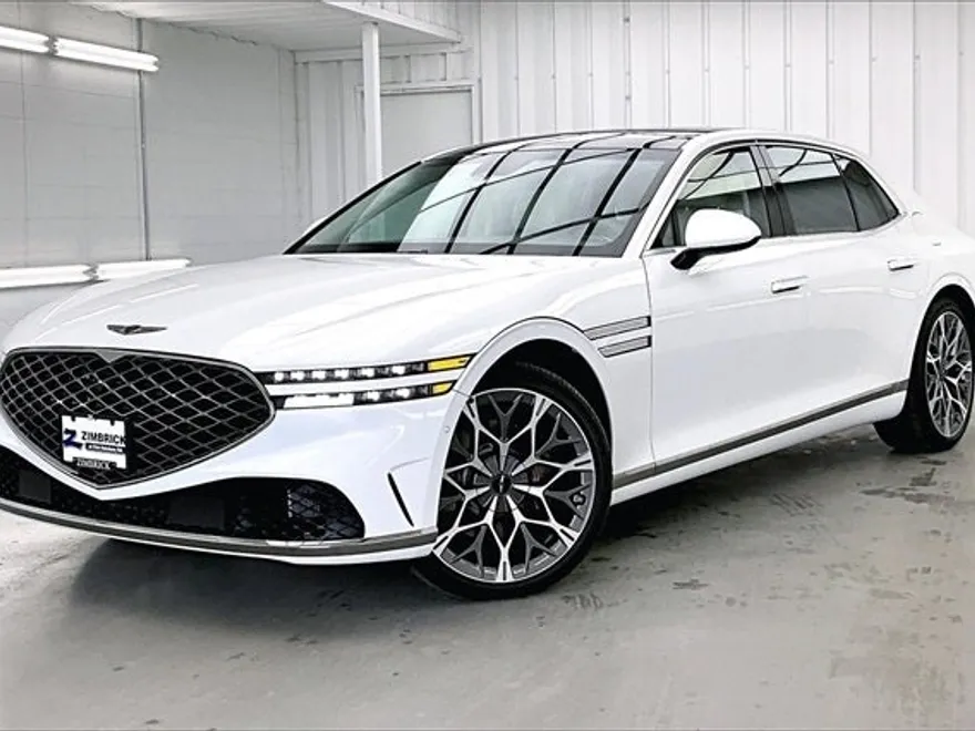 2025 Genesis G90 3.5T E-Supercharger photo 1