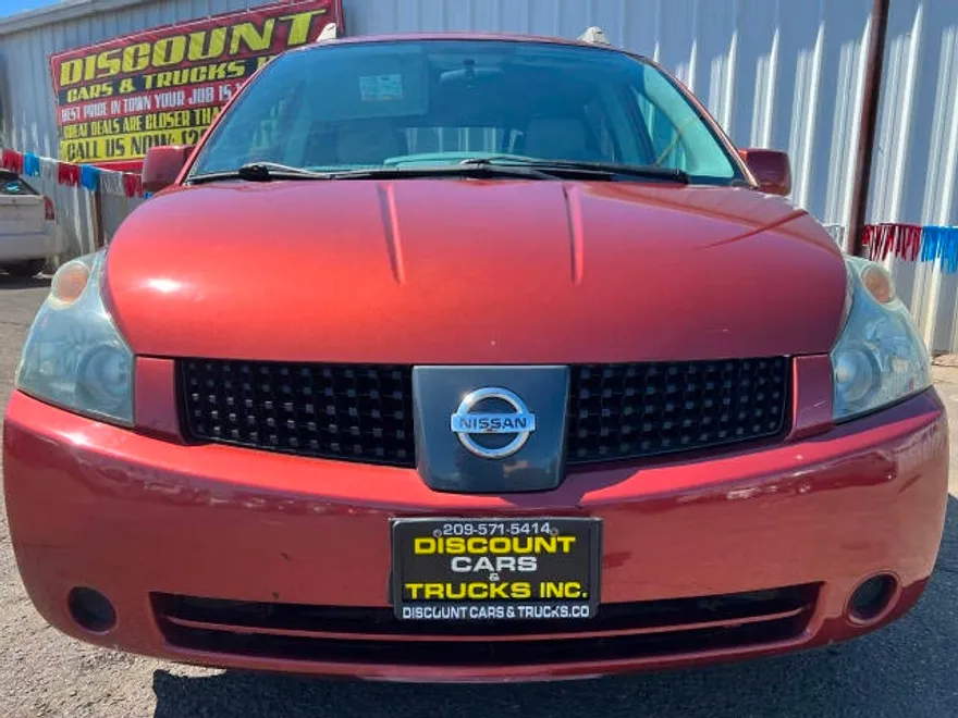 2005 Nissan Quest SE photo 1