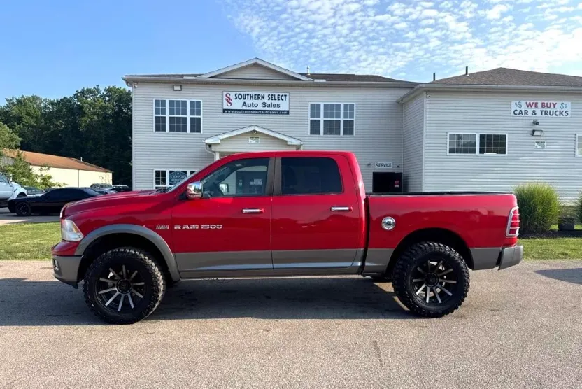 2012 Ram 1500 SLT photo 1