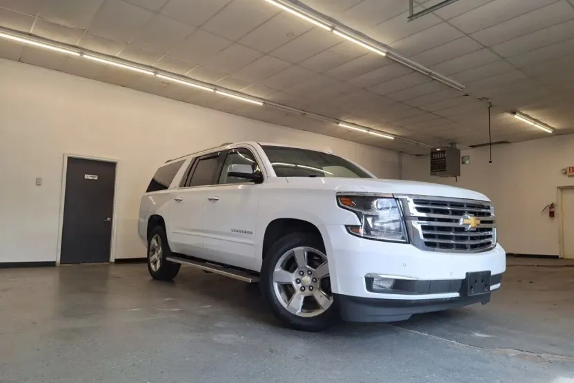 2016 Chevrolet Suburban LTZ photo 1