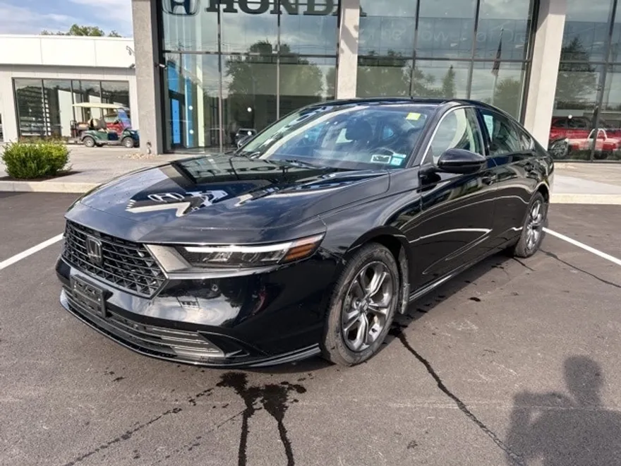2023 Honda Accord Hybrid EX-L photo 1
