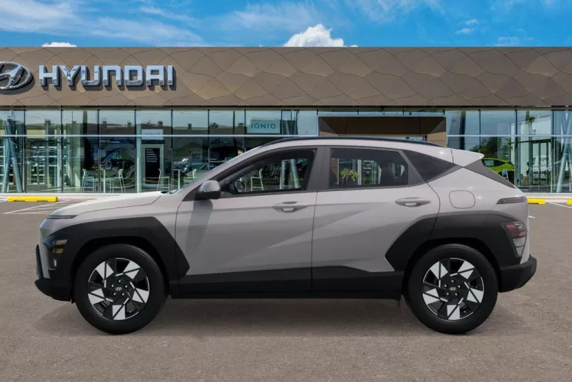 2025 Hyundai Kona SEL photo 1