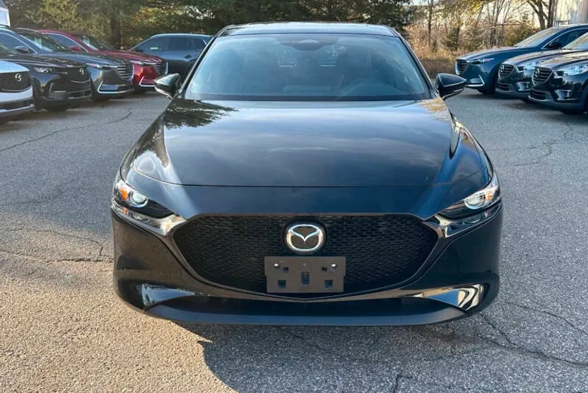 2024 Mazda Mazda3 Hatchback 2.5 s Preferred photo 1