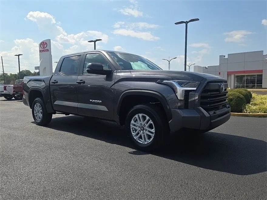 2026 Toyota Tundra SR5 photo 1