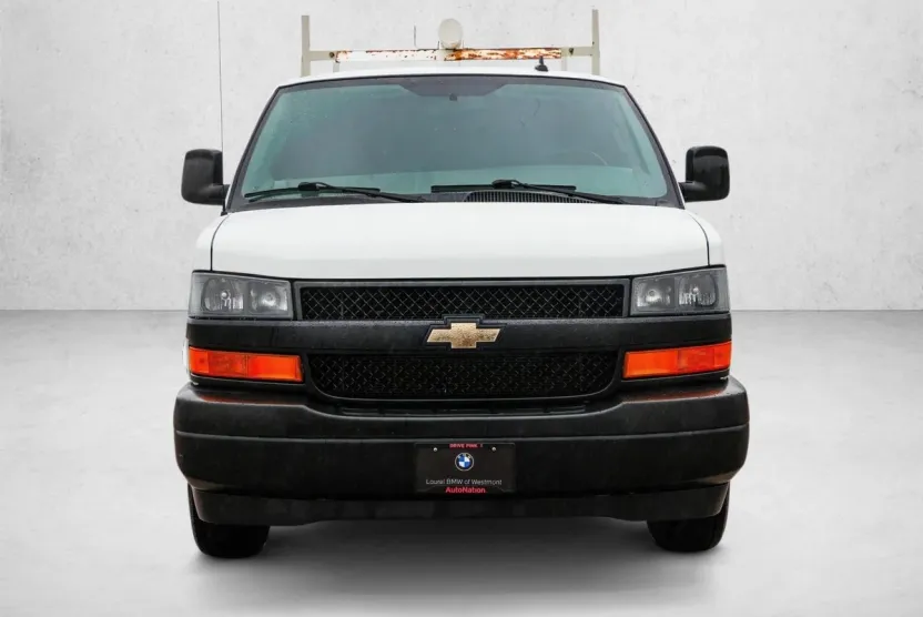 2018 Chevrolet Express 2500 Work Van photo 1