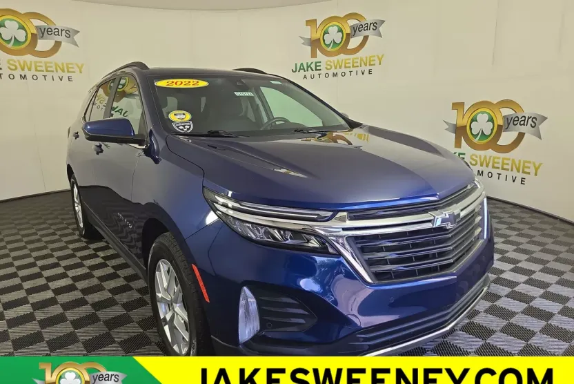 2022 Chevrolet Equinox LT photo 1