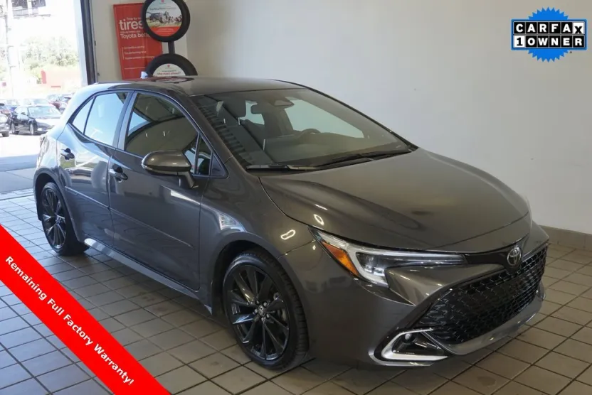 2025 Toyota Corolla XSE photo 1