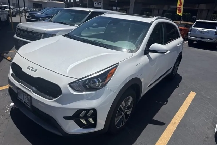 2022 Kia Niro Plug-In Hybrid EX Premium photo 1