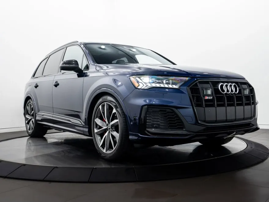 2024 Audi SQ7 Prestige photo 1