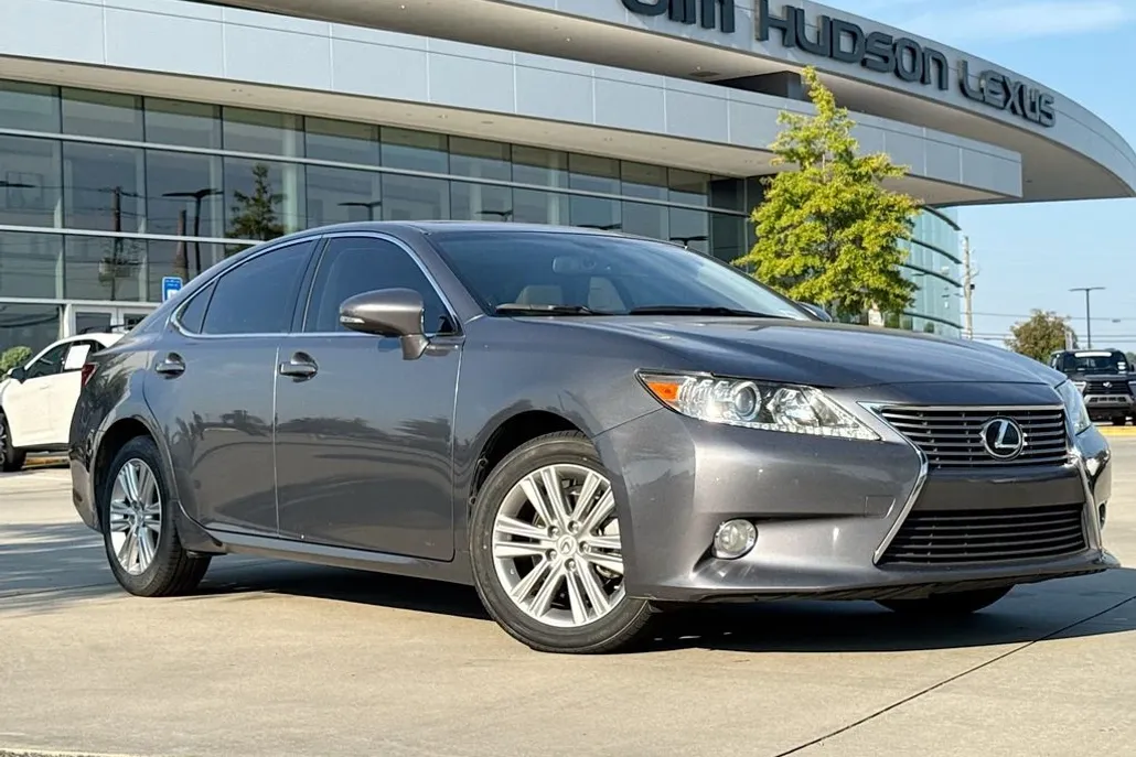 2014 Lexus ES 350 photo 1