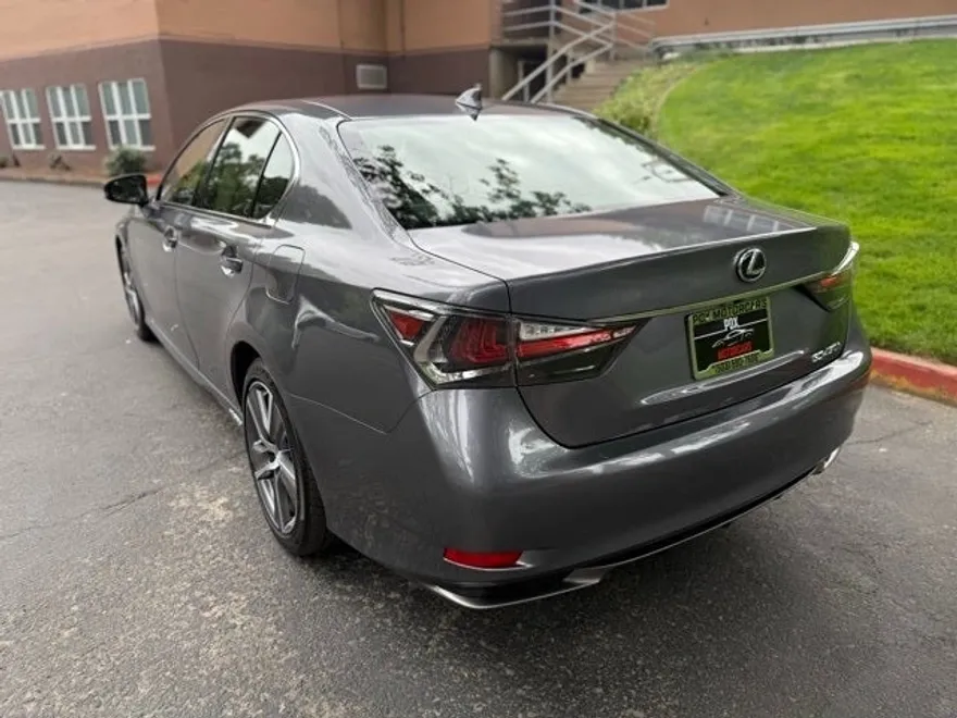 2016 Lexus GS 450h photo 6