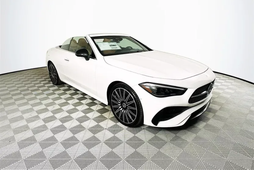 2026 Mercedes Benz CLE 300 4MATIC photo 1