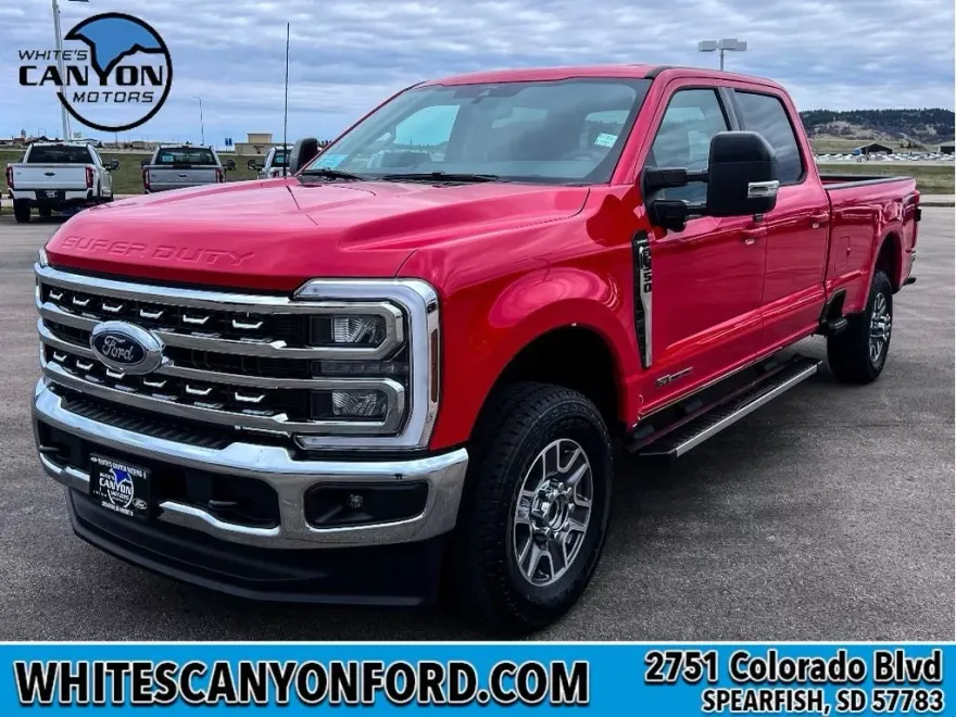 2025 Ford F-350 Lariat photo 1