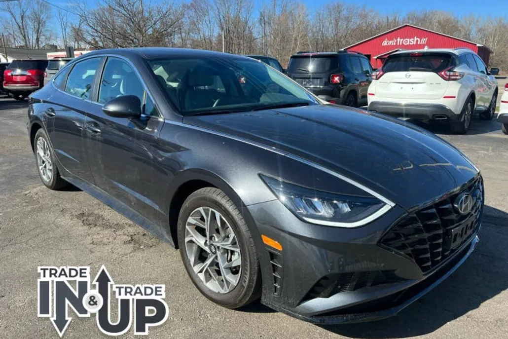 2020 Hyundai Sonata SEL photo 1