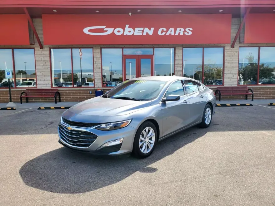 2023 Chevrolet Malibu 1LT photo 1