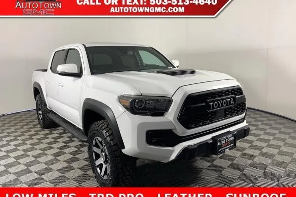 2019 Toyota Tacoma TRD Pro Double Cab V6 photo 1