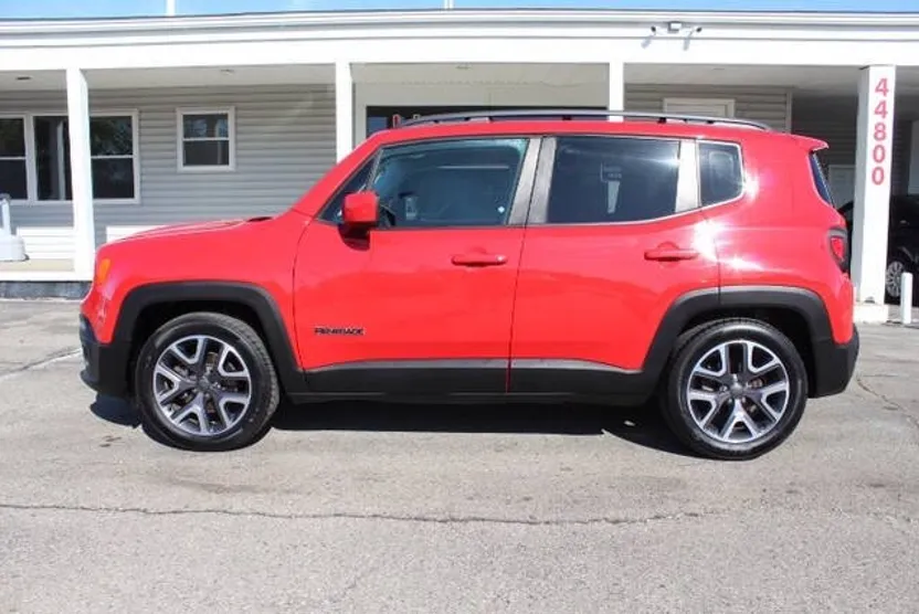 2015 Jeep Renegade Latitude photo 1