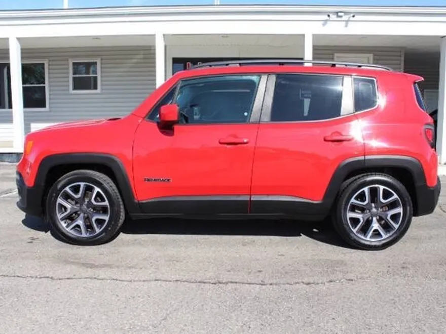 2015 Jeep Renegade Latitude photo 1