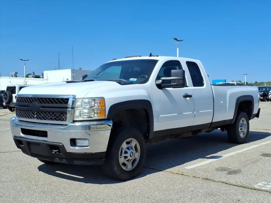 2011 Chevrolet Silverado 3500HD LT photo 1