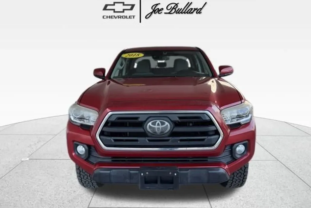 2018 Toyota Tacoma SR5 photo 1