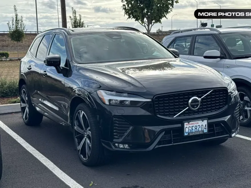 2023 Volvo XC60 Ultimate photo 1