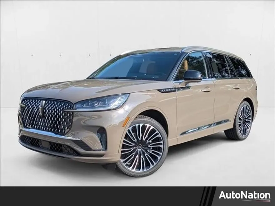 2025 Lincoln Aviator Black Label photo 1