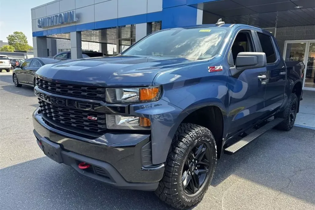2022 Chevrolet Silverado 1500 Custom Trail Boss photo 1