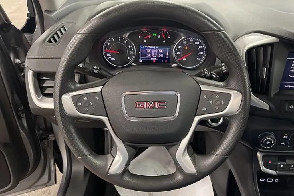 2023 Gmc Terrain SLE photo 1