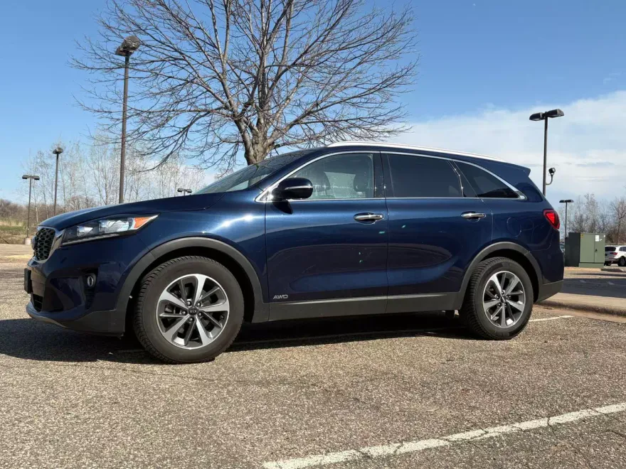 2019 Kia Sorento EX photo 1