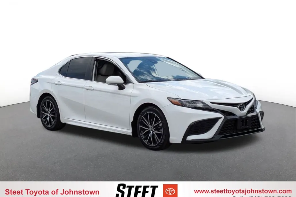 2024 Toyota Camry Base photo 1