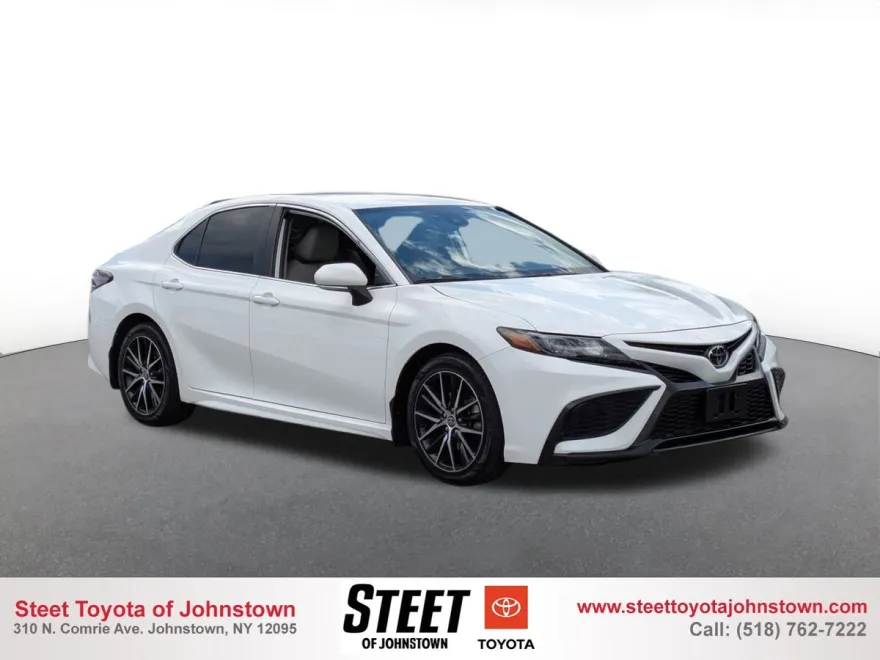 2024 Toyota Camry Base photo 1