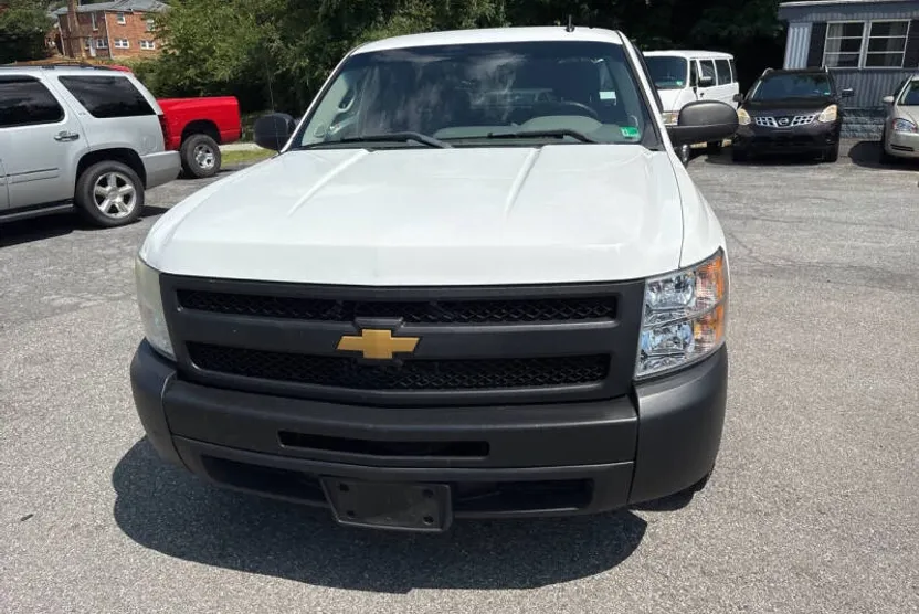 2009 Chevrolet Silverado 1500 Work Truck photo 1