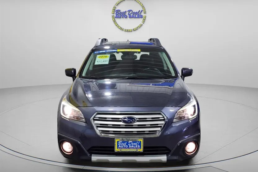 2016 Subaru Outback 2.5i Limited photo 1