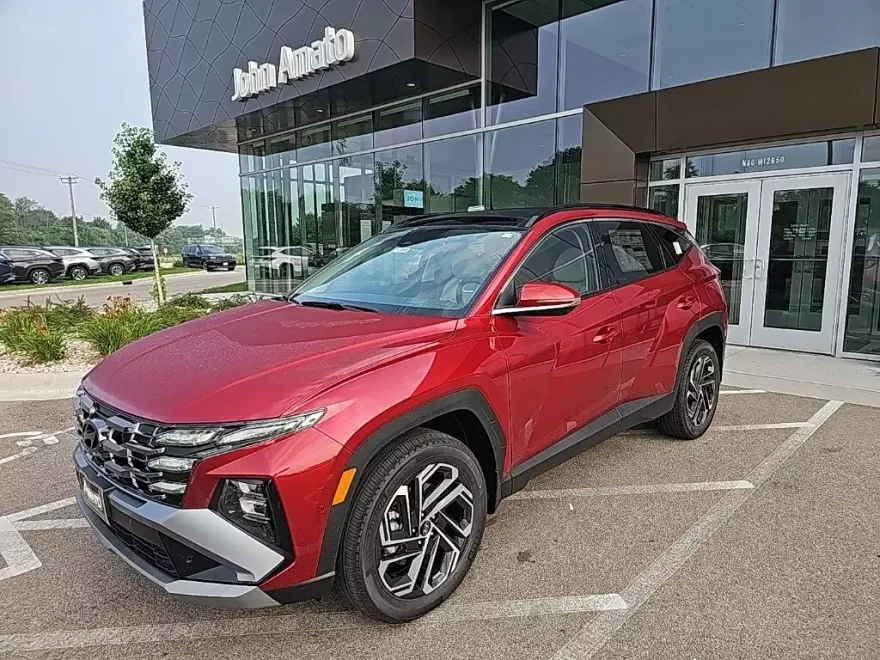 2025 Hyundai Tucson Limited photo 1