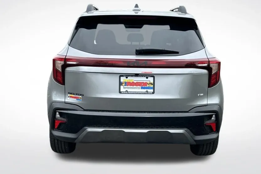 2025 Kia Seltos S X-Line photo 1