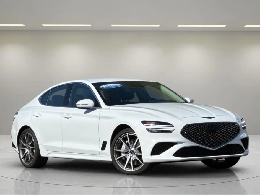 2025 Genesis G70 2.5T photo 1