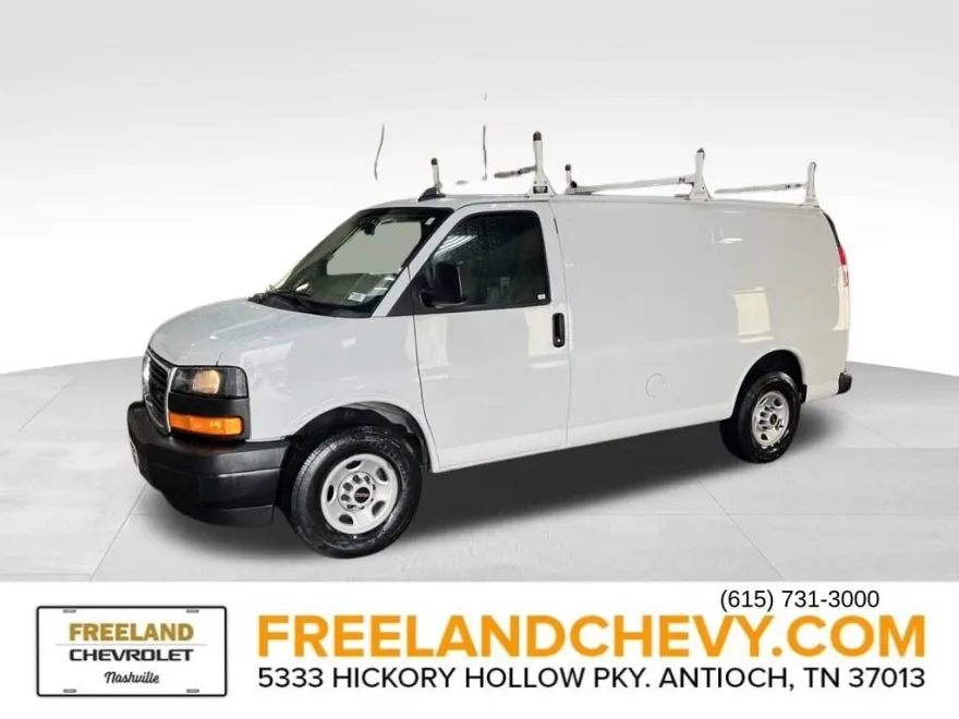 2022 Gmc Savana Cargo 2500 photo 1