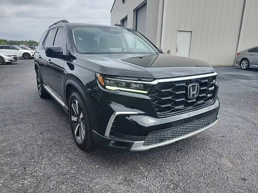 2023 Honda Pilot Elite photo 1