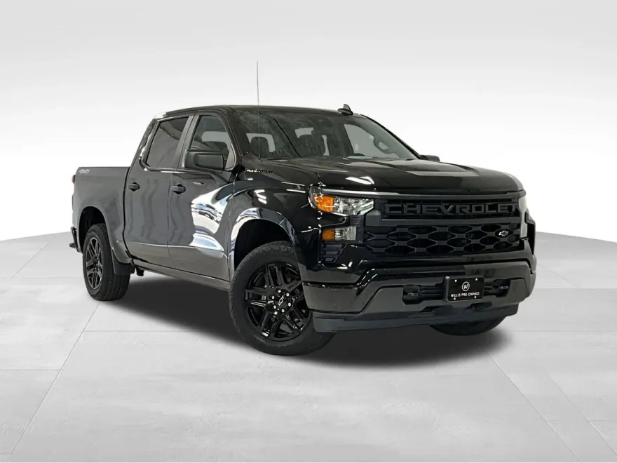 2022 Chevrolet Silverado 1500 Custom photo 1