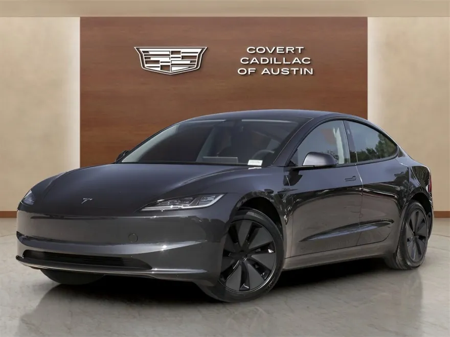 2025 Tesla Model 3 Long Range photo 1