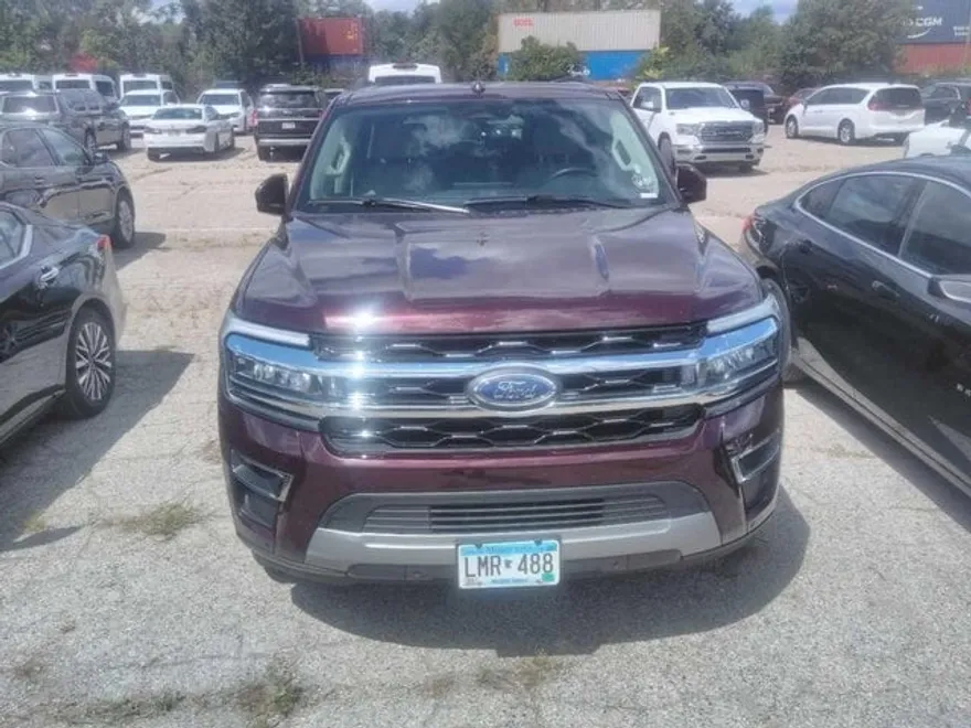 2024 Ford Expedition MAX Limited photo 1